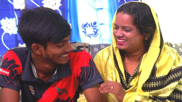 কলেজ শিক্ষিকার আত্মহত্যা নাকি হত্যা, স্বামী মামুন আটক