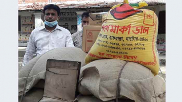 ফোন পেয়ে খাদ্য সহায়তা পৌঁছে দিলেন সাংসদ