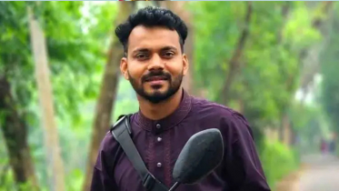 নোয়াখালীতে দোকানে ঢুকে ব্যবসায়ীকে গুলি নোয়াখালীতে দোকানে ঢুকে ব্যবসায়ীকে গুলি