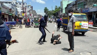 নোয়াখালীতে ১৪৪ ধারা ভঙ্গ করে মিছিল, পুলিশের লাঠিচার্জ