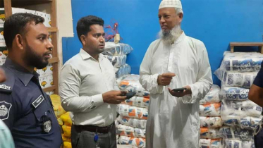 নোয়াখালীতে  ২৩৫০ লিটার সয়াবিন তেল জব্দ, ২ প্রতিষ্ঠানকে জরিমানা