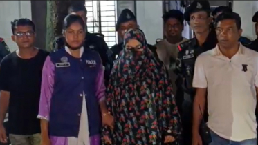 নবজাতক শিশুর পা মুচড়ে দেওয়ার ভাইরাল ঘটনার সেই চাচী গ্রেপ্তার নবজাতক শিশুর পা মুচড়ে দেওয়ার ভাইরাল ঘটনার সেই চাচী গ্রেপ্তার