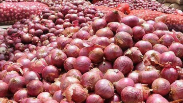 রাতেই ভারত থেকে আসবে পেঁয়াজ