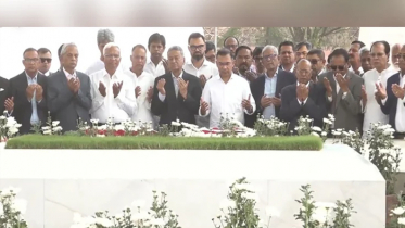 শহীদ জিয়া-খালেদা জিয়ার সমাধিতে প্রধানমন্ত্রী ও মন্ত্রিসভার শ্রদ্ধা