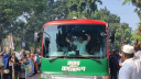 সৈয়দপুরে পৌঁছেছেন প্রধানমন্ত্রী, নেতাকর্মীদের উষ্ণ অভ্যর্থনা