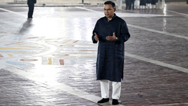 প্রথমবার শহীদ মিনারে শহীদদের মাগফিরাত কামনায় দোয়া প্রধানমন্ত্রীর প্রথমবার শহীদ মিনারে শহীদদের মাগফিরাত কামনায় দোয়া প্রধানমন্ত্রীর