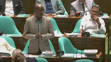 সংসদে শৃঙ্খলা মানার দৃষ্টান্ত স্থাপন করলেন প্রধানমন্ত্রী