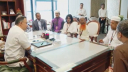 প্রধানমন্ত্রীর সঙ্গে তিন অনুপ্রেরণাদায়ী ব্যক্তির সাক্ষাৎ