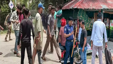 ঈশ্বরদী সরকারি কলেজে ছাত্রদল-শিবির সংঘর্ষ, কার্যালয় ভাঙচুর
