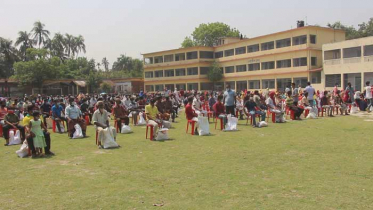 পাবনায় যুবলীগের উদ্যোগে খাদ্য সামগ্রী বিতরণ
