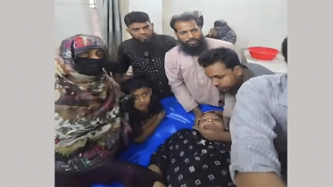 পটুয়াখালীর বাউফলে লঞ্চ-পন্টুনের চাপে কিশোরের পা প্রায় বিচ্ছিন্ন