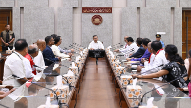 ‘বেটার’ বাংলাদেশ বিনির্মাণে ঐক্যবদ্ধভাবে কাজ করার আহ্বান প্রধানমন্ত্রীর