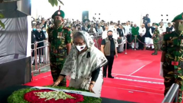 গ্রেনেড হামলায় নিহতদের প্রতি প্রধানমন্ত্রীর শ্রদ্ধা