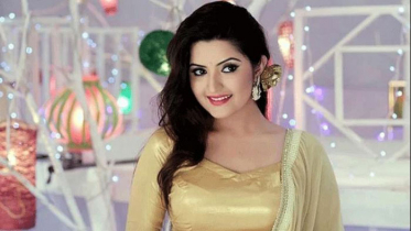 এবার নির্বাচনের মাঠে পরীমনি