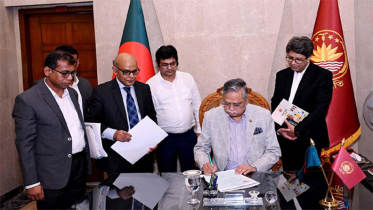 বাজটের প্রস্তাবিত অর্থবিলে রাষ্ট্রপতির অনুমোদন বাজটের প্রস্তাবিত অর্থবিলে রাষ্ট্রপতির অনুমোদন