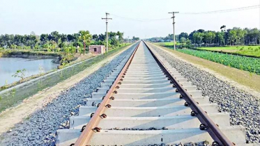 ৬৪ জেলায় রেল সংযোগে কাজ করছে সরকার