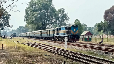 রংপুরের সঙ্গে সারাদেশের রেল যোগাযোগ বিচ্ছিন্ন