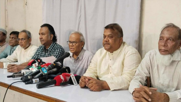 একটি গোষ্ঠী সরকার ও বিএনপির বিরুদ্ধে চক্রান্ত করছে: রিজভী একটি গোষ্ঠী সরকার ও বিএনপির বিরুদ্ধে চক্রান্ত করছে: রিজভী