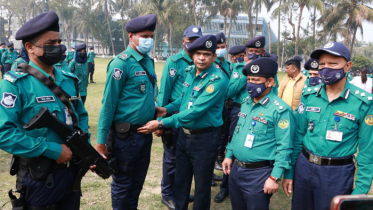 আরএমপিতে ট্যাকটিক্যাল বেল্ট বিতরণ