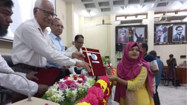 ডিনস অ্যাওয়ার্ড পেলেন রাবির ১৬ শিক্ষার্থী 
