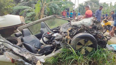 রাজবাড়ীতে ট্রাক-প্রাইভেটকার মুখোমুখি সংঘর্ষে নিহত ১