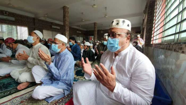 রাজশাহীতে ঈদ জামাতে মহামারি থেকে পরিত্রাণের ফরিয়াদ