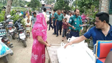 সন্তানের সামনে শ্বাসরোধ করে স্ত্রীকে হত্যা