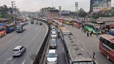 ঘরমুখো মানুষের ভিড়, চাপ বেড়েছে ঢাকা-টাঙ্গাইল মহাসড়কে