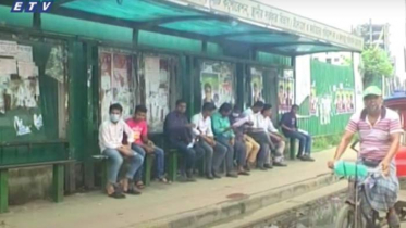 লোক বাড়ছে রাজধানীতে, কমেছে যাত্রী ছাউনি (ভিডিও)