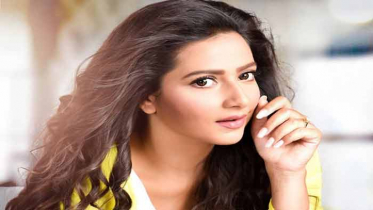 দীর্ঘ প্রতীক্ষার পর সুখবর শোনালেন শুভশ্রী