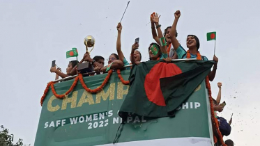 ভালোবাসায় সিক্ত সাবিনারা