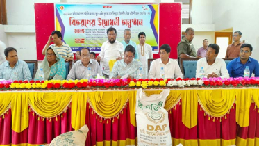 শার্শায় ১৮১৫ চাষীকে বিনামুল্যে ধান-বীজ-সার বিতরণ