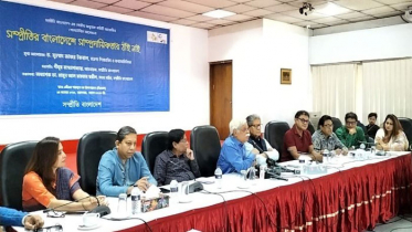 সাম্প্রদায়িকতা ভাইরাসের মতো ছড়িয়ে পড়েছে