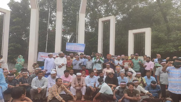 বৃষ্টির মধ্যেই আমরণ অনশনে এমপিওভুক্ত শিক্ষক–কর্মচারীরা
