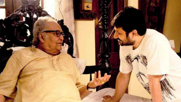 ‘স্ত্রী অসুস্থ, তবু শ্যুটিং বন্ধ করতে রাজি হননি সৌমিত্র’