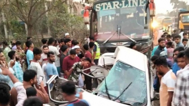 কুমিল্লায় সড়ক দুর্ঘটনায় একই পরিবারের ৪ জনসহ নিহত ৫