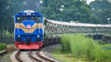 রাজধানীতে ট্রেনের ধাক্কায় ৩ পথশিশুর মৃত্যু