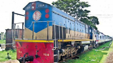 ট্রেনে নাশকতা এড়াতে বসছে সিসি ক্যামেরা