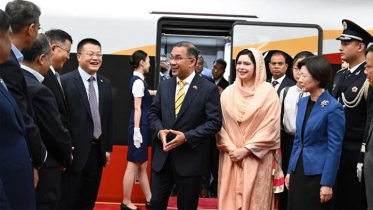 বেইজিংয়েও প্রধানমন্ত্রী তারেক রহমানকে লাল গালিচা সংবর্ধনা