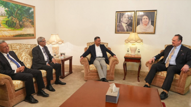 তারেক রহমানের সঙ্গে নবনিযুক্ত মার্কিন রাষ্ট্রদূতের বৈঠক