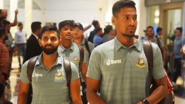 দেশে ফিরেছে টাইগাররা