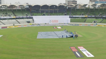 বৃষ্টিতে ফের বন্ধ খেলা