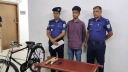 নিরাপত্তাকর্মীকে হত্যা, ছেলেকে পুলিশে দিলেন বাবা
