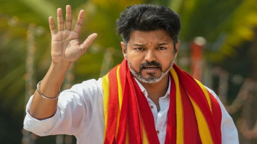 মুক্তির আগেই ৪০০ কোটি আয় বিজয়ের শেষ সিনেমার