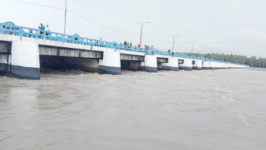 বিপৎসীমার ওপরে তিস্তার পানি, প্লাবিত হয়েছে নিম্নাঞ্চল বিপৎসীমার ওপরে তিস্তার পানি, প্লাবিত হয়েছে নিম্নাঞ্চল