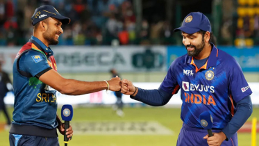 টস জিতে শ্রীলঙ্কার বিপক্ষে ব্যাটিংয়ে ভারত