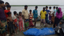 বলগেটের ধাক্কায় মাছধরার ট্রলার ডুবি, নিহত ১