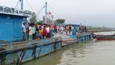ট্রলার ডুবি: নারীর মরদেহ উদ্ধার, এখনও নিখোঁজ ৫