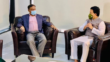 ‘বঙ্গবন্ধু’ বায়োপিকের কাজ দ্রুত এগিয়ে চলছে: মুম্বাইতে তথ্যমন্ত্রী