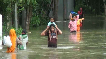 বন্যায় ১১ হাজার ৭১০ মেট্রিক টন চাল বরাদ্দ